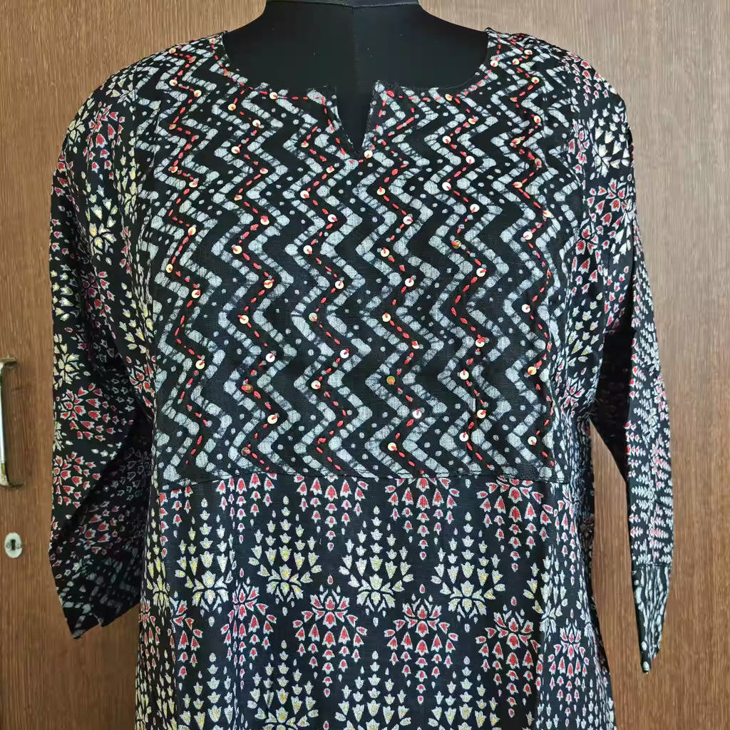 Stylish Ethnic Rayon Kurti – Allover Foil Print with Neck Embroidery - Sabnam1001