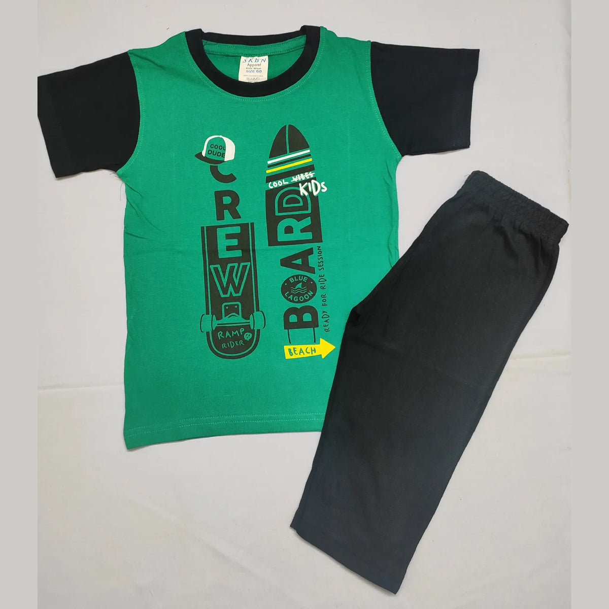 Boys Round Neck Cabana Green Short Sleeves T Shirt with 3/4th Black Pant