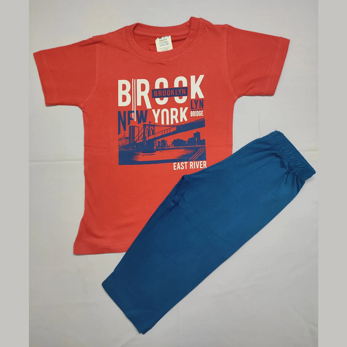 Boys Round Neck Persian Red Short Sleeves T Shirt with 3/4th Navy Blue Pant Main image