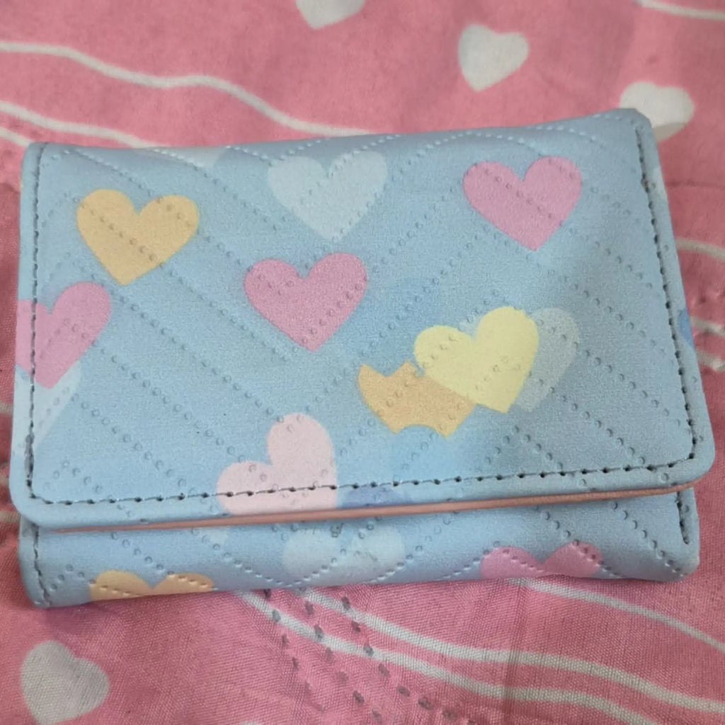 Cute Heart Print Mini Wallet for Women – Compact & Stylish