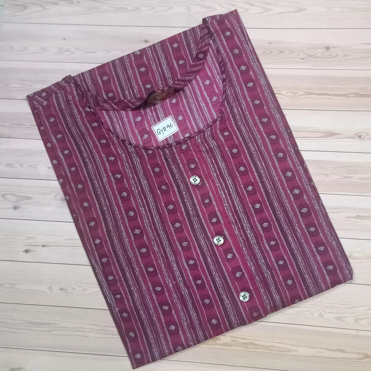 Casual Printed Straight Kurti in Cotton Main image