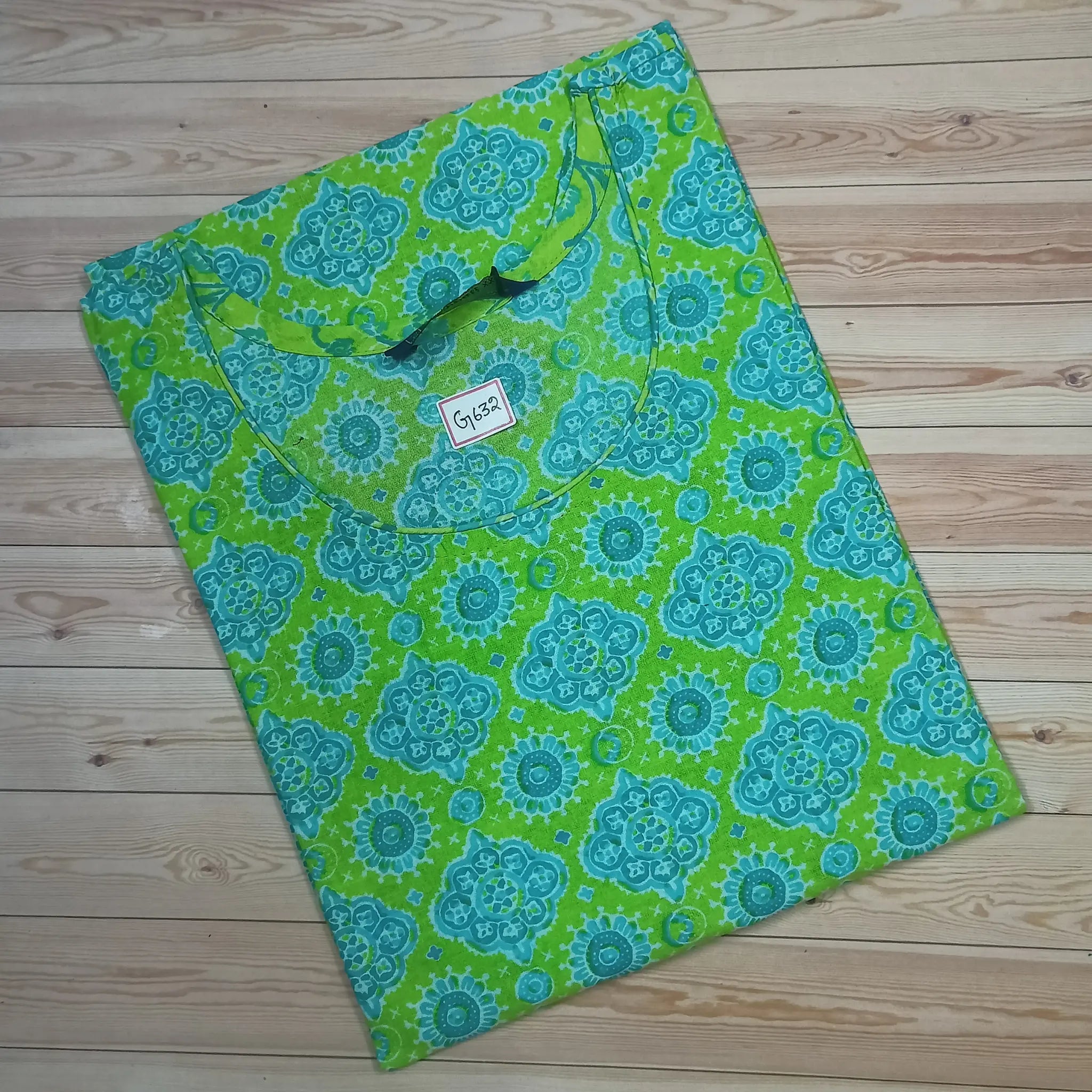 Everyday Wear Cotton Printed Straight Cut Kurti Main image