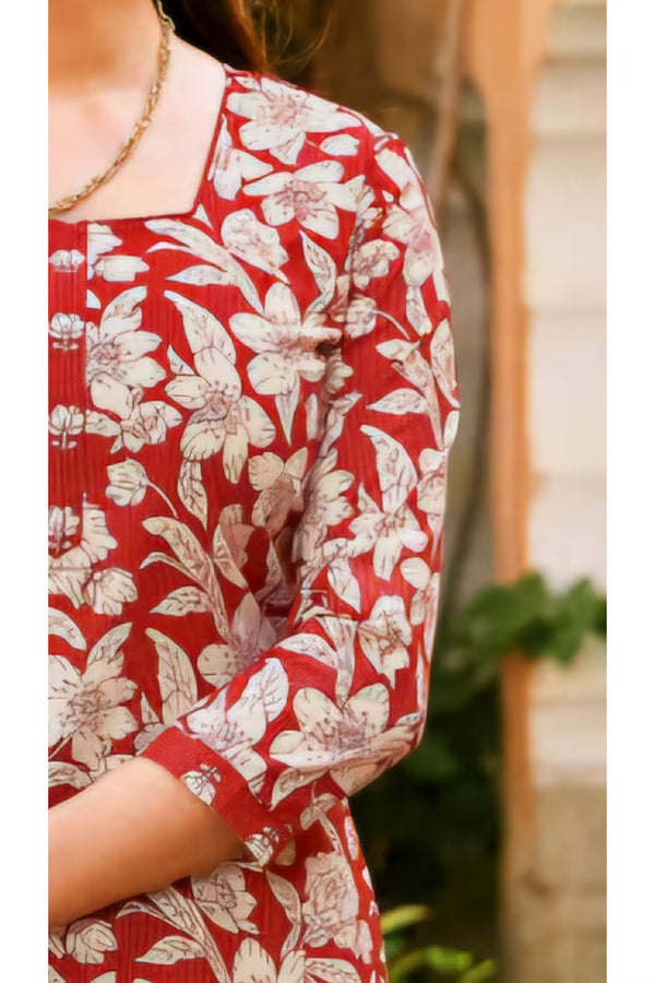 Sleeve Detail