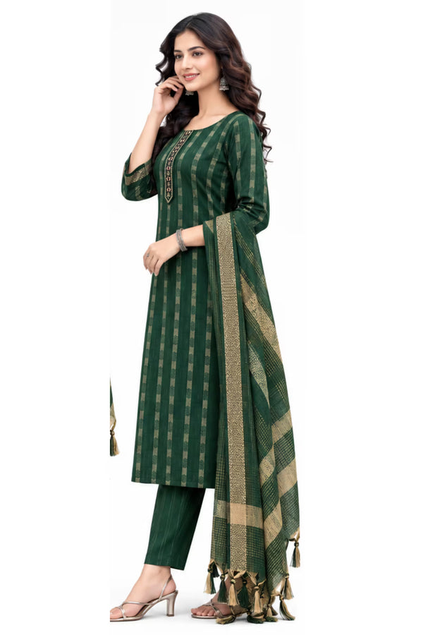 Side View - Green Cotton Straight Kurta Pant Set with Dupatta | Bavis Clothing