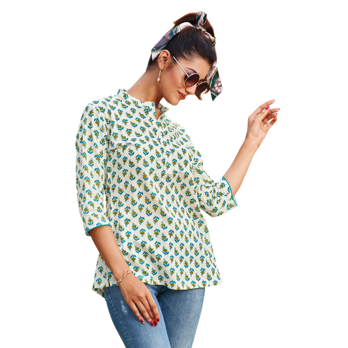 Green White Floral Butta Cotton Short Tops Main image
