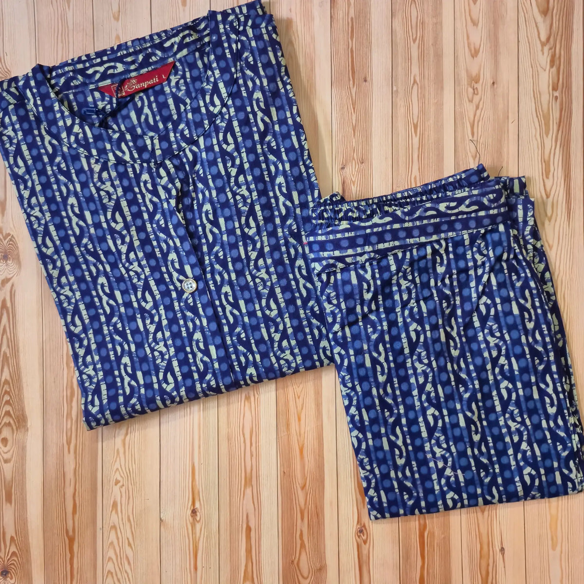 Jaipur Print Straight Cut Kurti with Straight Pant