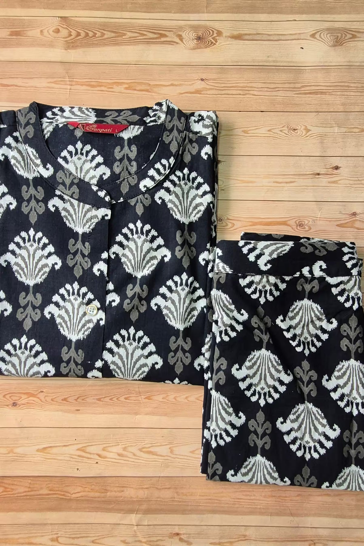 Jaipur Print Straight Cut Kurti with Straight Pant AL0012 Main image