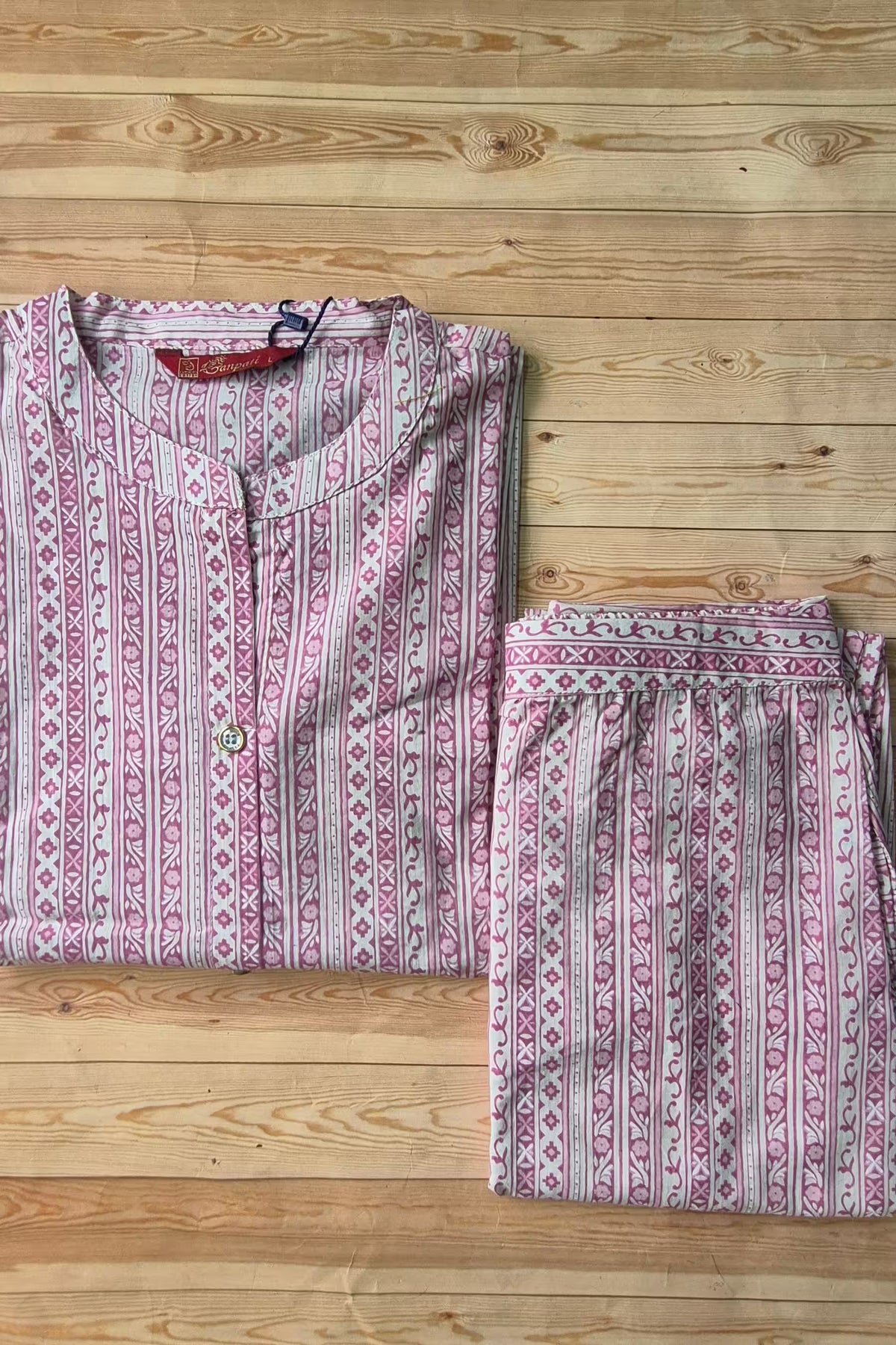 Jaipur Print Straight Cut Kurti with Straight Pant AL008