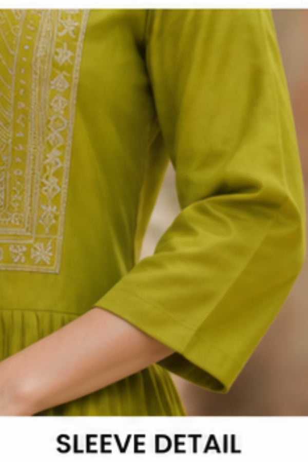 Sleeve Detail - Umbrella_Cut
