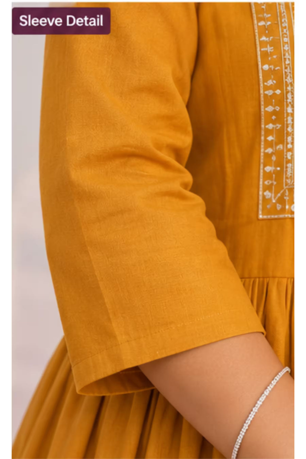 Sleeve Detail
