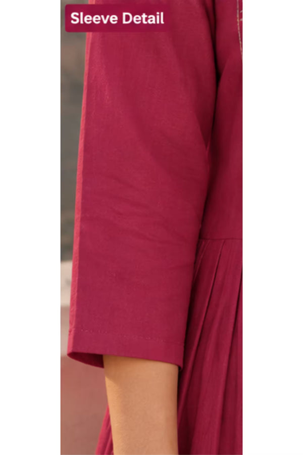 Sleeve Detail