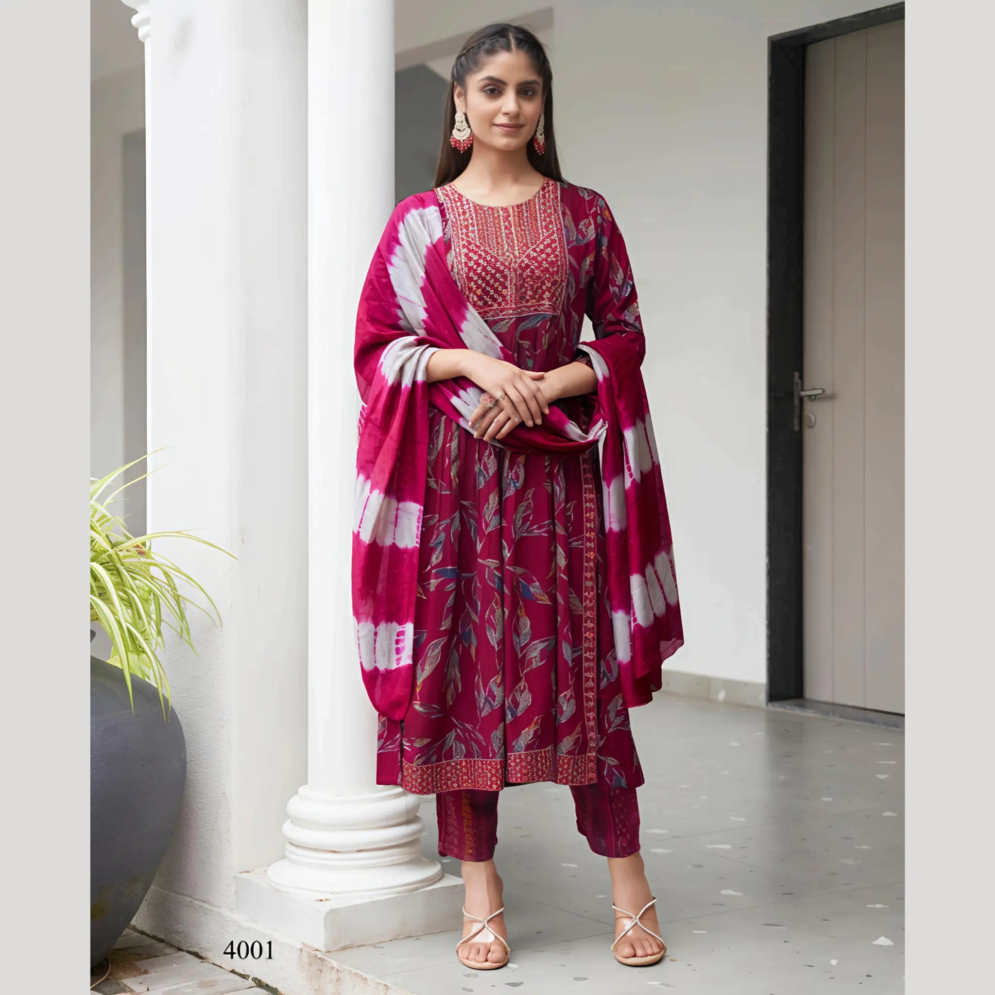 Nayra Cut Party Wear 3pcs Salwar Suit 4001 Main image