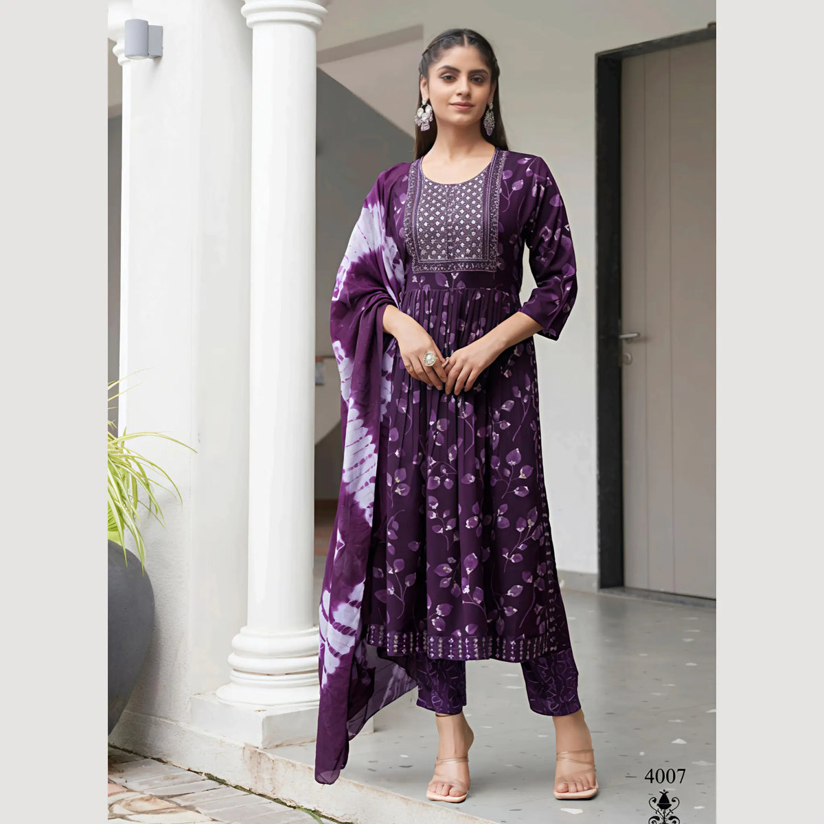 Nayra Cut Party Wear 3pcs Salwar Suit 4007