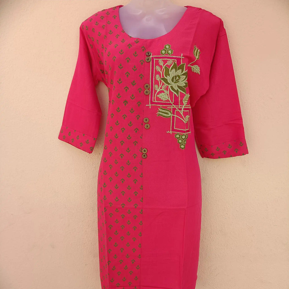 Lady dressed in regal maroon two-tone kurta with intricate embroidery for a sophisticated look Main image