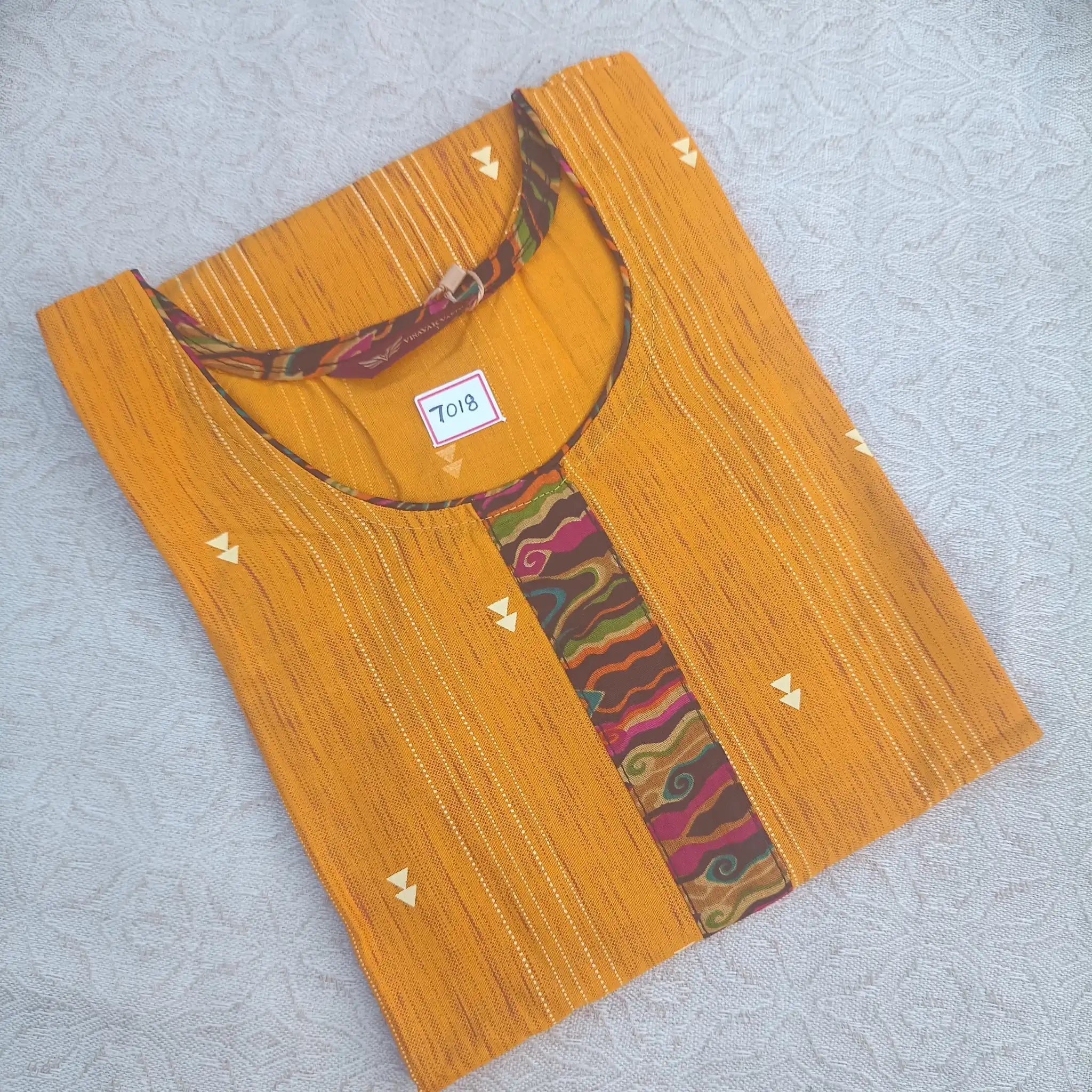 Deep Purple U Neck Small Butta Print Straight Cut Kurti Main image