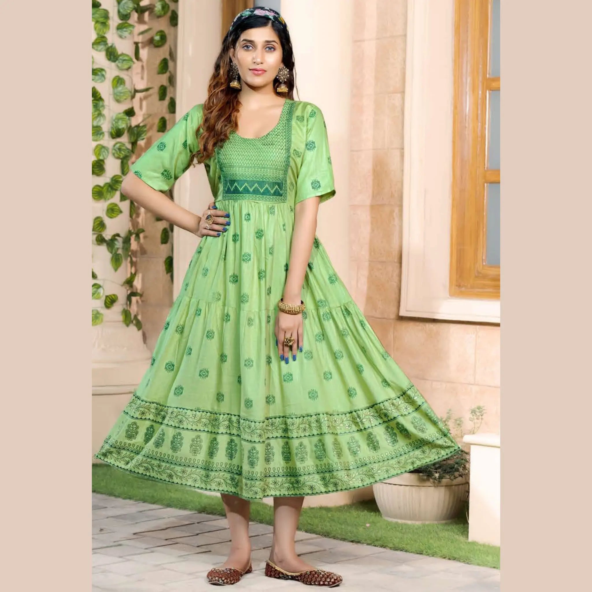 Light Green Heavy Reyon Slub Print Kurthi with Exculsively Embriodery 