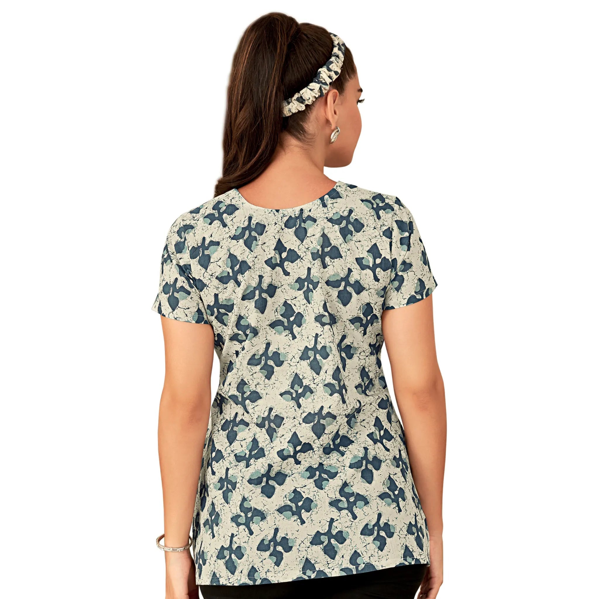 Light Grey U Neck Printed Casual Short Tops for Women