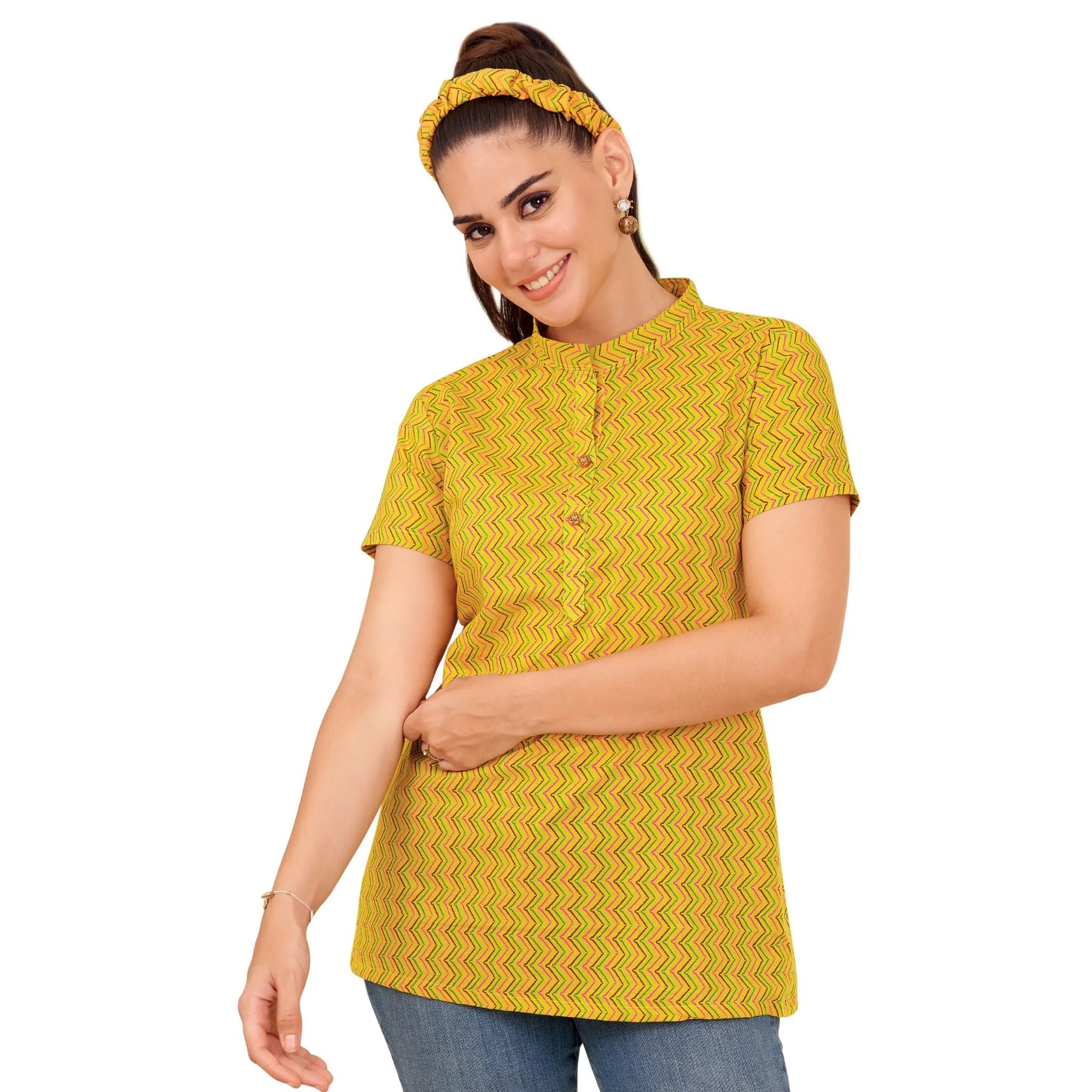 Yellow Wave Pattern Mandarin Collar Neck Short Tops for Women Main image